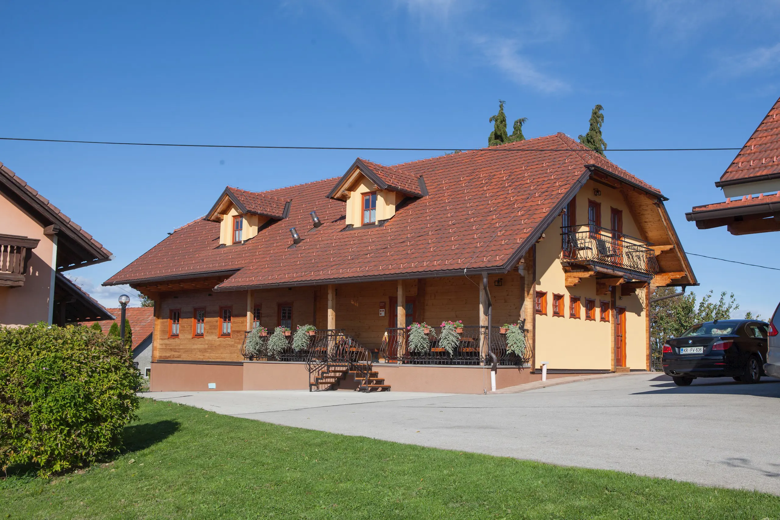 Vina In Turizem Bracko Jakobski Dol Maribor Pohorje Slovenia Slovenija 2