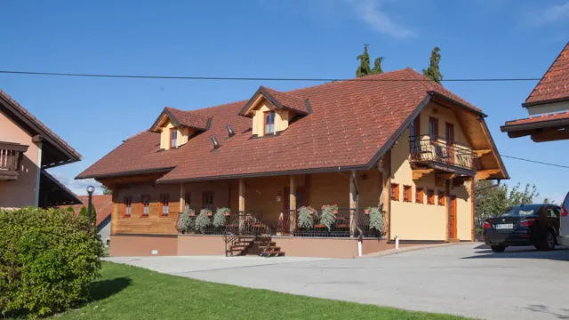 Vina in turizem Bračko