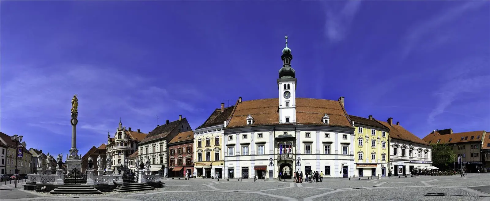 Glavnitrgsloveniaslovenijamariborpohorjejurekralj