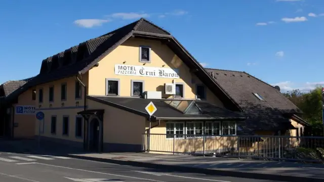 Penzion Črni baron