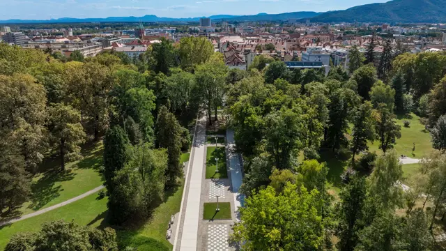 Mestni park